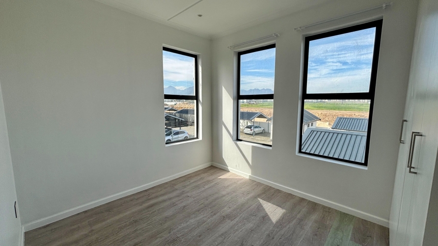 To Let 2 Bedroom Property for Rent in Sitari Country Estate Western Cape